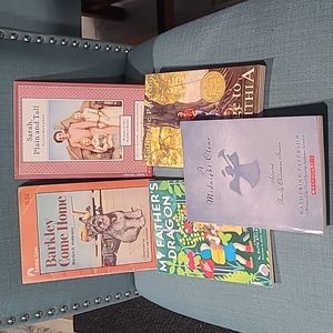 Lot of 5 Book Bundle, kids